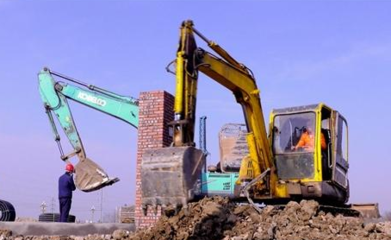 飞轮储能装置智能工厂建设启动，建筑劳务分包助力项目高效推进